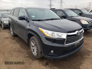 2014 Toyota Highlander XLE with VIN 5TDJKRFH4ES044099, listed as a Copart auction lot 40631932 with 85,336 mi miles and Salvage title. Bid and sale history available at DreamBid. Image 1.