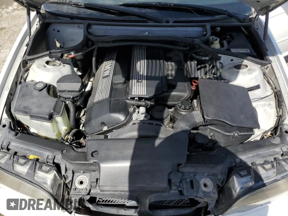 2001 BMW 3 Series 330Ci with VIN WBABS53401JU86736, listed as a Copart auction lot 58272325 with Not provided miles and Salvage title. Bid and sale history available at DreamBid. Image 11.
