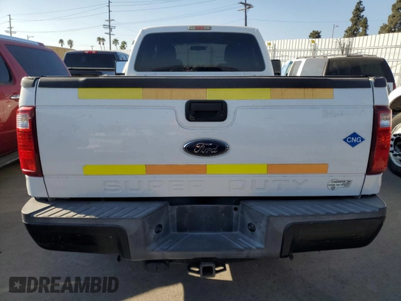 2013 Ford F-250 XL with VIN 1FTBF2A65DEB81725, listed as a Copart auction lot 88944575 with 70,620 mi miles and Clean Title. Bid and sale history available at DreamBid. Image 6.
