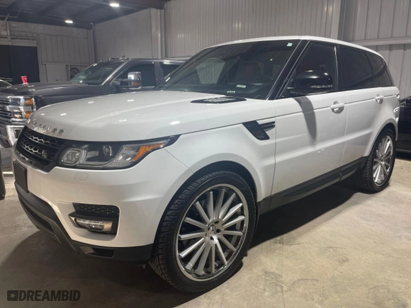 2014 Land Rover Range Rover Sport V8 Dynamic with VIN SALWR2EF3EA325907, listed as a Copart auction lot 42433885 with 107,656 mi miles and Clean Title. Bid and sale history available at carsss.com. Image 2.