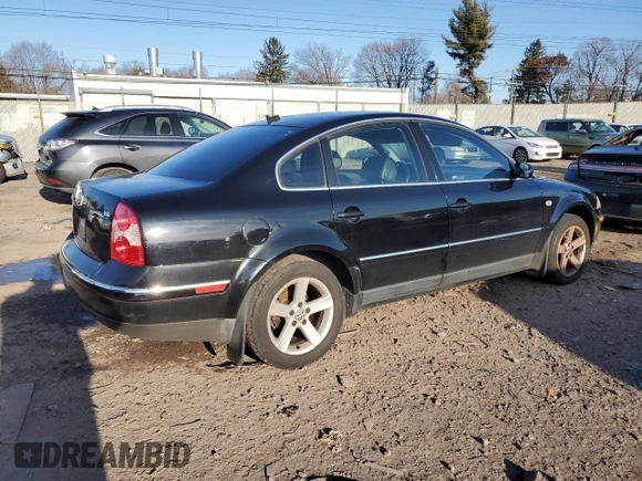 2004 Volkswagen Passat GLX with VIN WVWRH63BX4P143681, listed as a Copart auction lot 86345314 with 186,634 mi miles and Salvage title. Bid and sale history available at DreamBid. Image 3.