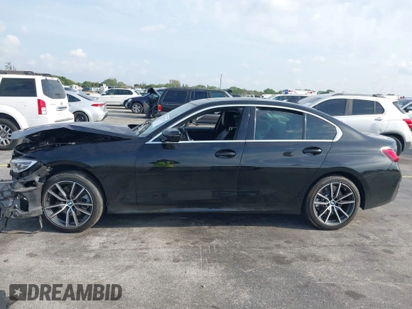 2020 BMW 3 Series 330i with VIN 3MW5R1J07L8B22314, listed as a IAAI auction lot 41867745 with 86,681 mi miles. Bid and sale history available at carsss.com. Image 14.