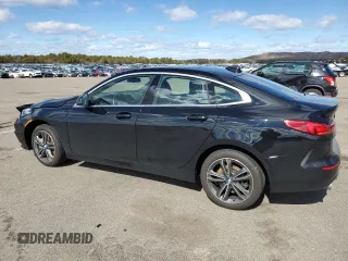 2022 BMW 2 Series 228i xDrive z VIN WBA73AK01N7L23445, wystawiony jako Copart lot #47746645 z przebiegiem 25 483 mil mil oraz Szkoda całkowita • Salvage title. Historia ofert i sprzedaży dostępna na DreamBid. Obrazek 2.