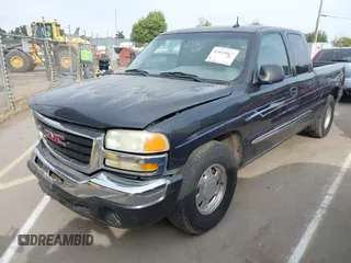 2003 GMC Sierra 1500 SLT with VIN 2GTEC19TX31404836, listed as a IAAI auction lot 42011067 with 233,458 mi miles and . Bid and sale history available at carsss.com. Image 22.