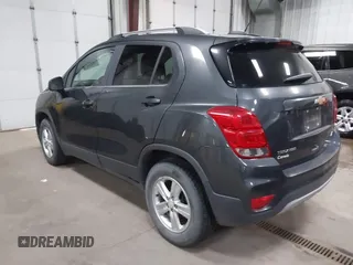 2017 Chevrolet Trax LT z VIN 3GNCJPSB4HL225450, wystawiony jako IAAI lot #42251420 z przebiegiem 54 199 mil mil oraz . Historia ofert i sprzedaży dostępna na DreamBid. Obrazek 3.