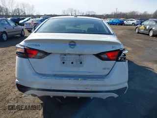 2020 Nissan Altima 2.5 SL with VIN 1N4BL4EWXLC182075, listed as a IAAI auction lot 41512552 with 47,873 mi miles. Bid and sale history available at carsss.com. Image 16.