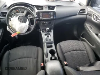 2018 Nissan Sentra SV z VIN 3N1AB7AP8JY249921, wystawiony jako Copart lot #55950335 z przebiegiem 57 560 mil mil oraz Szkoda całkowita • Salvage title. Historia ofert i sprzedaży dostępna na DreamBid. Obrazek 8.