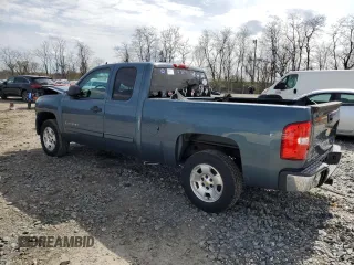 2010 Chevrolet Silverado 1500 LT with VIN 1GCSCSE01AZ106636, listed as a Copart auction lot 50235315 with 80,649 mi miles and Salvage Title. Bid and sale history available at DreamBid. Image 2.