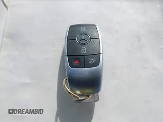 2021 Mercedes-Benz GLB 250 z VIN W1N4M4HB5MW141273, wystawiony jako IAAI lot #42201608 z przebiegiem 34 713 mil mil oraz . Historia ofert i sprzedaży dostępna na DreamBid. Obrazek 11.