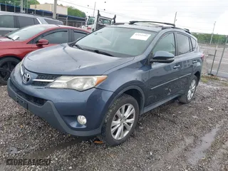 2014 Toyota RAV4 Limited with VIN 2T3DFREV7EW151011, listed as a IAAI auction lot 42111161 with 257,798 mi miles. Bid and sale history available at carsss.com. Image 17.