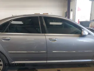 2005 Audi A8 4.2L z VIN WAULL44E05N012092, wystawiony jako IAAI lot #42158516 z przebiegiem 195 682 mil mil oraz . Historia ofert i sprzedaży dostępna na DreamBid. Obrazek 13.