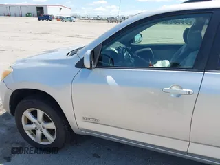 2006 Toyota RAV4 Limited with VIN JTMBD31V865045630, listed as a IAAI auction lot 42697228 with 179,716 mi miles and . Bid and sale history available at DreamBid. Image 14.