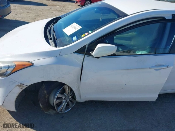 2015 Hyundai Elantra GT with VIN KMHD35LH7FU249030, listed as a IAAI auction lot 41389201 with NaN miles. Bid and sale history available at carsss.com. Image 6.