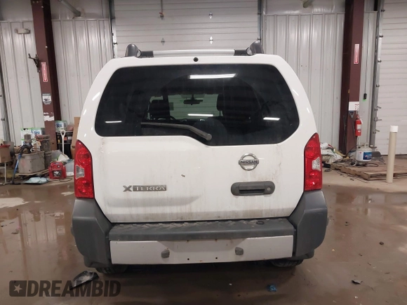 2012 Nissan Xterra S z VIN 5N1AN0NW6CC515246, wystawiony jako IAAI lot #41607518 z przebiegiem 133 787 mil mil oraz . Historia ofert i sprzedaży dostępna na DreamBid. Obrazek 16.