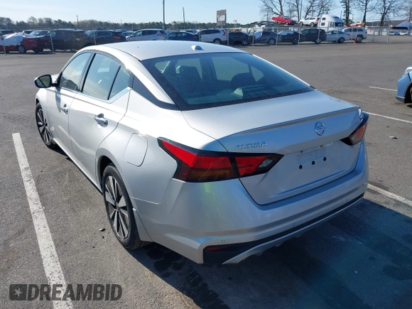 2020 Nissan Altima SV z VIN 1N4BL4DV3LC182167, wystawiony jako IAAI lot #42071300 z przebiegiem 69 122 mil mil oraz . Historia ofert i sprzedaży dostępna na DreamBid. Obrazek 3.