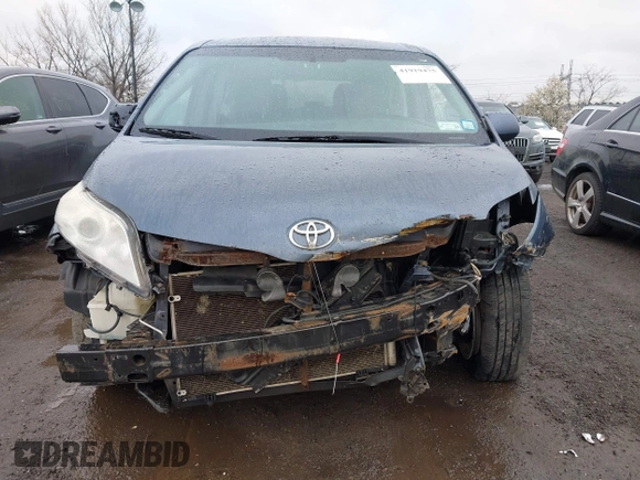 2015 Toyota Sienna LE AAS with VIN 5TDKK3DC6FS624643, listed as a IAAI auction lot 41919475 with Not Provided miles and . Bid and sale history available at DreamBid. Image 12.