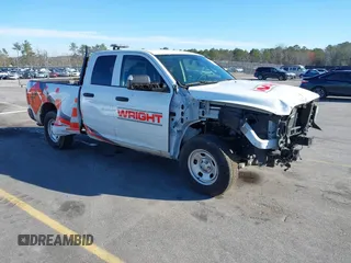 2023 Ram 1500 Tradesman z VIN 1C6RR6FG0PS522900, wystawiony jako IAAI lot #41573571 z przebiegiem 45 128 mil mil oraz . Historia ofert i sprzedaży dostępna na DreamBid. Obrazek 1.