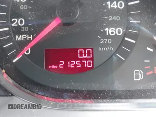 2008 Audi A6 z VIN WAUDH74F68N095399, wystawiony jako IAAI lot #42018228 z przebiegiem 212 570 mil mil oraz . Historia ofert i sprzedaży dostępna na DreamBid. Obrazek 7.