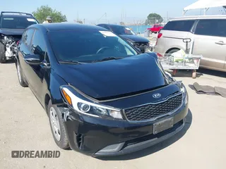 2017 Kia Forte LX with VIN KNAFK5A87H5696373, listed as a IAAI auction lot 41981938 with 63,181 mi miles and . Bid and sale history available at carsss.com. Image 1.