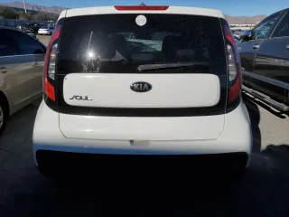 2018 Kia Soul with VIN KNDJN2A22J7899521, listed as a Copart auction lot 41536385 with 84,772 mi miles and Salvage Title. Bid and sale history available at carsss.com. Image 6.