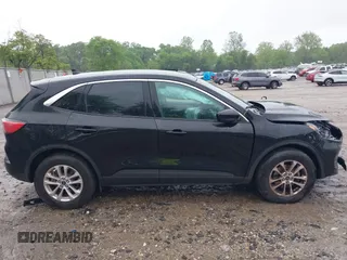2021 Ford Escape SE with VIN 1FMCU9G67MUA23303, listed as a IAAI auction lot 42232319 with 12,694 mi miles and . Bid and sale history available at DreamBid. Image 13.