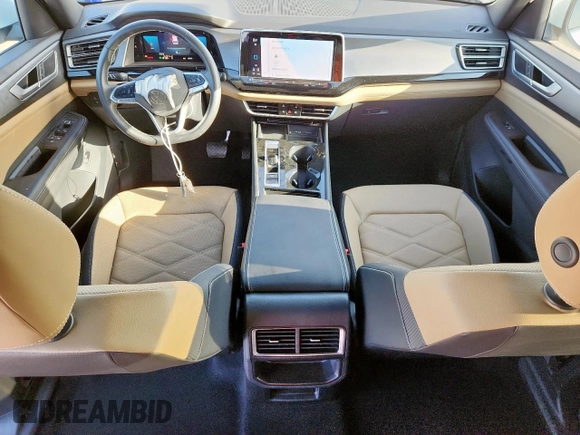 2024 Volkswagen Atlas SE с VIN 1V2JE2CA2RC248346, выставлен на аукционе Copart как лот 59822925 с пробегом 15 191 миль миль и Списание • Salvage title. История ставок и продаж доступна на DreamBid. Изображение 8.