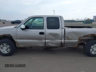 2000 Chevrolet Silverado 2500 LS z VIN 1GCGK29U4YE309544, wystawiony jako IAAI lot #42115349 z przebiegiem 227 652 mil mil oraz . Historia ofert i sprzedaży dostępna na DreamBid. Obrazek 15.