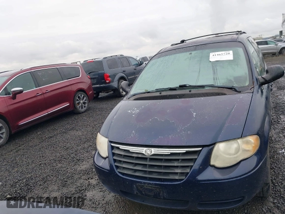 2006 Chrysler Town & Country LX with VIN 2A4GP44R46R800898, listed as a IAAI auction lot 41465720 with 215,423 mi miles and . Bid and sale history available at DreamBid. Image 12.