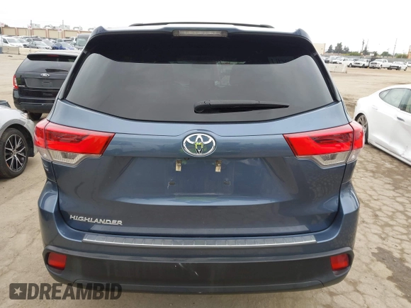 2019 Toyota Highlander LE z VIN 5TDZARFH2KS051554, wystawiony jako IAAI lot #42185481 z przebiegiem 206 754 mil mil oraz . Historia ofert i sprzedaży dostępna na DreamBid. Obrazek 16.