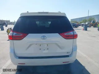 2019 Toyota Sienna XLE with VIN 5TDDZ3DC1KS224861, listed as a IAAI auction lot 42093799 with 68,651 mi miles. Bid and sale history available at carsss.com. Image 16.