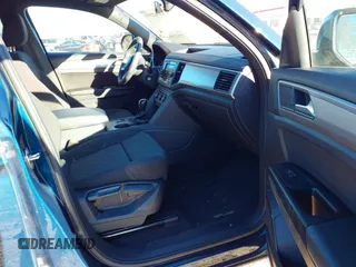 2020 Volkswagen Atlas S with VIN 1V2AC2CA0LC201474, listed as a IAAI auction lot 41622355 with 73,084 mi miles and . Bid and sale history available at DreamBid. Image 5.