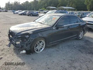 2013 Mercedes-Benz C 250 Sport с VIN WDDGF4HB8DR241998, выставлен на аукционе Copart как лот 62685365 с пробегом 62 514 миль миль и Чистый • Clean title. История ставок и продаж доступна на DreamBid. Изображение 1.