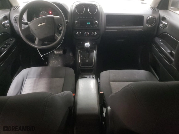 2010 Jeep Patriot Sport with VIN 1J4NT2GA7AD519672, listed as a Copart auction lot 81112234 with 237,483 mi miles and Clean Title. Bid and sale history available at carsss.com. Image 8.