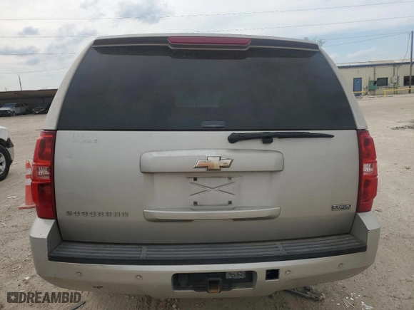 2009 Chevrolet Suburban LT w/2LT with VIN 1GNFC26039R231768, listed as a Copart auction lot 50708945 with 198,620 mi miles and Salvage Title. Bid and sale history available at carsss.com. Image 6.