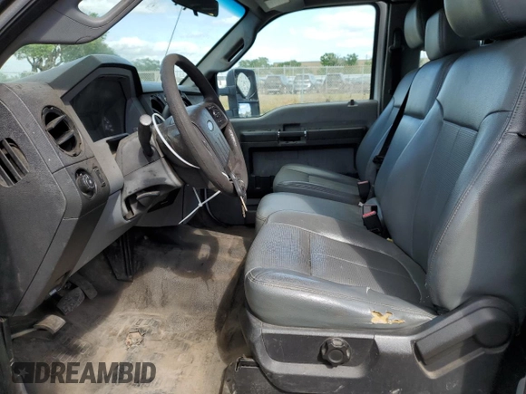 2016 Ford F-250 XLT z VIN 1FT7X2A62GEA73389, wystawiony jako Copart lot #50696855 z przebiegiem 232 827 mil mil oraz Czysty tytuł • Clean title. Historia ofert i sprzedaży dostępna na DreamBid. Obrazek 7.