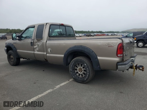 2004 Ford F-250 XL with VIN 1FTNX21L34EA81171, listed as a Copart auction lot 61242825 with 308,532 mi miles and Clean title. Bid and sale history available at DreamBid. Image 2.
