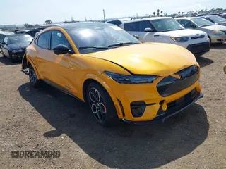 2023 Ford Mustang Mach-E GT z VIN 3FMTK4SE9PMA37249, wystawiony jako IAAI lot #41895122 z przebiegiem 25 614 mil mil oraz . Historia ofert i sprzedaży dostępna na DreamBid. Obrazek 1.