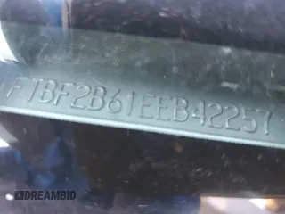 2014 Ford F-250 XL z VIN 1FTBF2B61EEB42257, wystawiony jako Copart lot #80532344 z przebiegiem 118 726 mil mil oraz Szkoda całkowita • Salvage title. Historia ofert i sprzedaży dostępna na DreamBid. Obrazek 12.