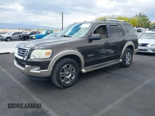 2007 Ford Explorer Eddie Bauer with VIN 1FMEU74EX7UB71748, listed as a IAAI auction lot 42139138 with 224,884 mi miles. Bid and sale history available at carsss.com. Image 2.