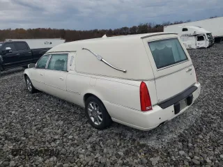 2011 Cadillac DTS Professional Limousine z VIN 1GE7K9C63BU600284, wystawiony jako Copart lot #82750934 z przebiegiem 42 494 mil mil oraz Tytuł czysty. Historia ofert i sprzedaży dostępna na DreamBid. Obrazek 2.