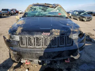 2019 Jeep Grand Cherokee Trailhawk with VIN 1C4RJFLG7KC823624, listed as a Copart auction lot 88843075 with 102,997 mi miles and Salvage Title. Bid and sale history available at carsss.com. Image 5.