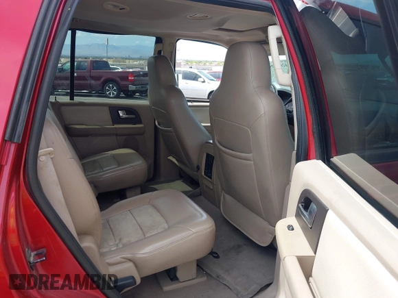 2004 Ford Expedition Eddie Bauer with VIN 1FMPU17LX4LB81956, listed as a IAAI auction lot 42064799 with 142,049 mi miles. Bid and sale history available at carsss.com. Image 8.