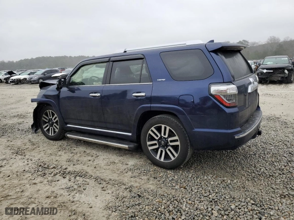 2018 Toyota 4Runner SR5 with VIN JTEZU5JR2J5168518, listed as a Copart auction lot 43382585 with 117,859 mi miles and Salvage Title. Bid and sale history available at carsss.com. Image 2.