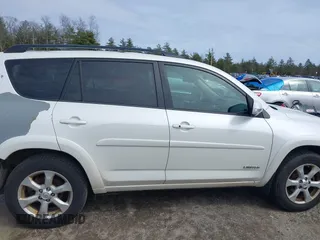 2012 Toyota RAV4 Limited with VIN 2T3DK4DV5CW093963, listed as a IAAI auction lot 41839936 with 154,532 mi miles. Bid and sale history available at carsss.com. Image 13.
