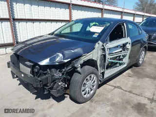 2020 Kia Forte LXS with VIN 3KPF24AD5LE207220, listed as a IAAI auction lot 41741513 with 33,197 mi miles. Bid and sale history available at carsss.com. Image 2.