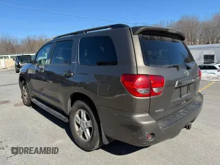 2010 Toyota Sequoia SR5 with VIN 5TDBY5G15AS029778, listed as a Copart auction lot 51015215 with 284,352 mi miles and Clean Title. Bid and sale history available at carsss.com. Image 3.