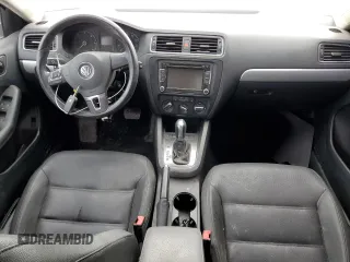 2011 Volkswagen Jetta TDI with VIN 3VWLL7AJ7BM059113, listed as a Copart auction lot 60731135 with Not provided miles and Clean title. Bid and sale history available at DreamBid. Image 8.