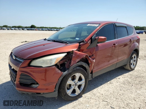 2016 Ford Escape SE z VIN 1FMCU0GX5GUC57593, wystawiony jako Copart lot #56365425 z przebiegiem 121 471 mil mil oraz Szkoda całkowita • Salvage title. Historia ofert i sprzedaży dostępna na DreamBid. Obrazek 1.