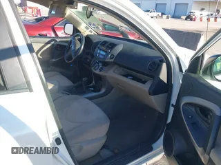 2007 Toyota RAV4 Limited with VIN JTMZD31V275050998, listed as a IAAI auction lot 41657967 with 217,646 mi miles. Bid and sale history available at carsss.com. Image 5.
