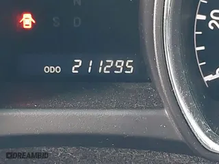 2011 Toyota Highlander with VIN 5TDZK3EHXBS048607, listed as a IAAI auction lot 41180677 with 211,295 mi miles. Bid and sale history available at carsss.com. Image 15.